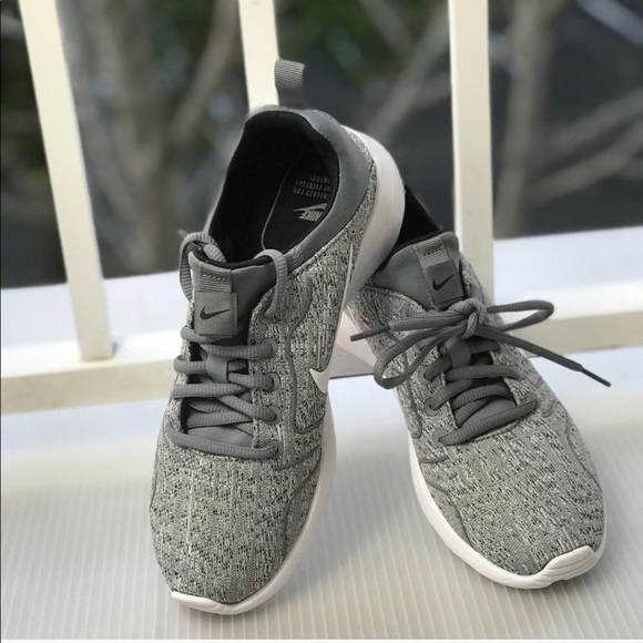 NWT Nike Kaishi 2,0 WVN Cool Grey WMNS - Picture 2 of 8